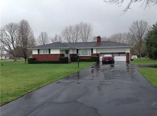 908 Cleland Mill Rd, New Castle, PA 16102