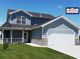2917 Northwing Dr, Manhattan, KS 66502