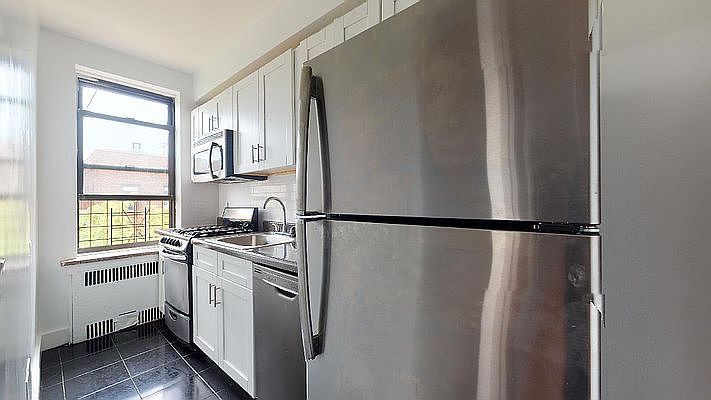 1st image of 4254 Judge St #6C