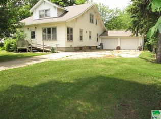 2925 Marsh Ave, Sheldon, IA 51201