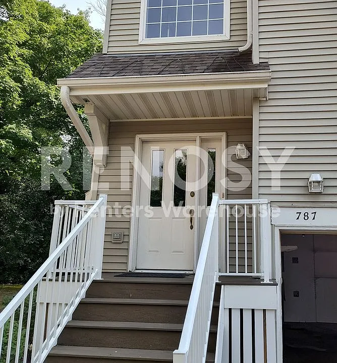 787 Fairfield Cir