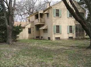 3211 N Cromwell Dr, Wichita, KS 67204