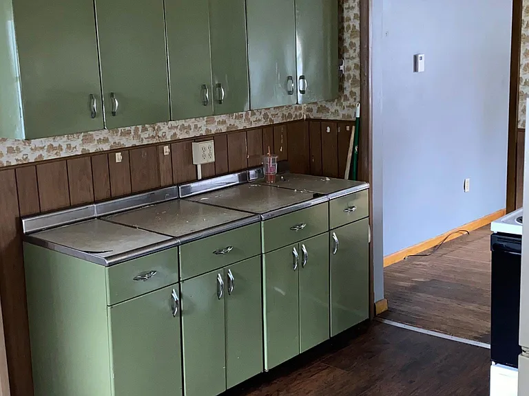 311 W Drinker St #LEFT — Photo 5