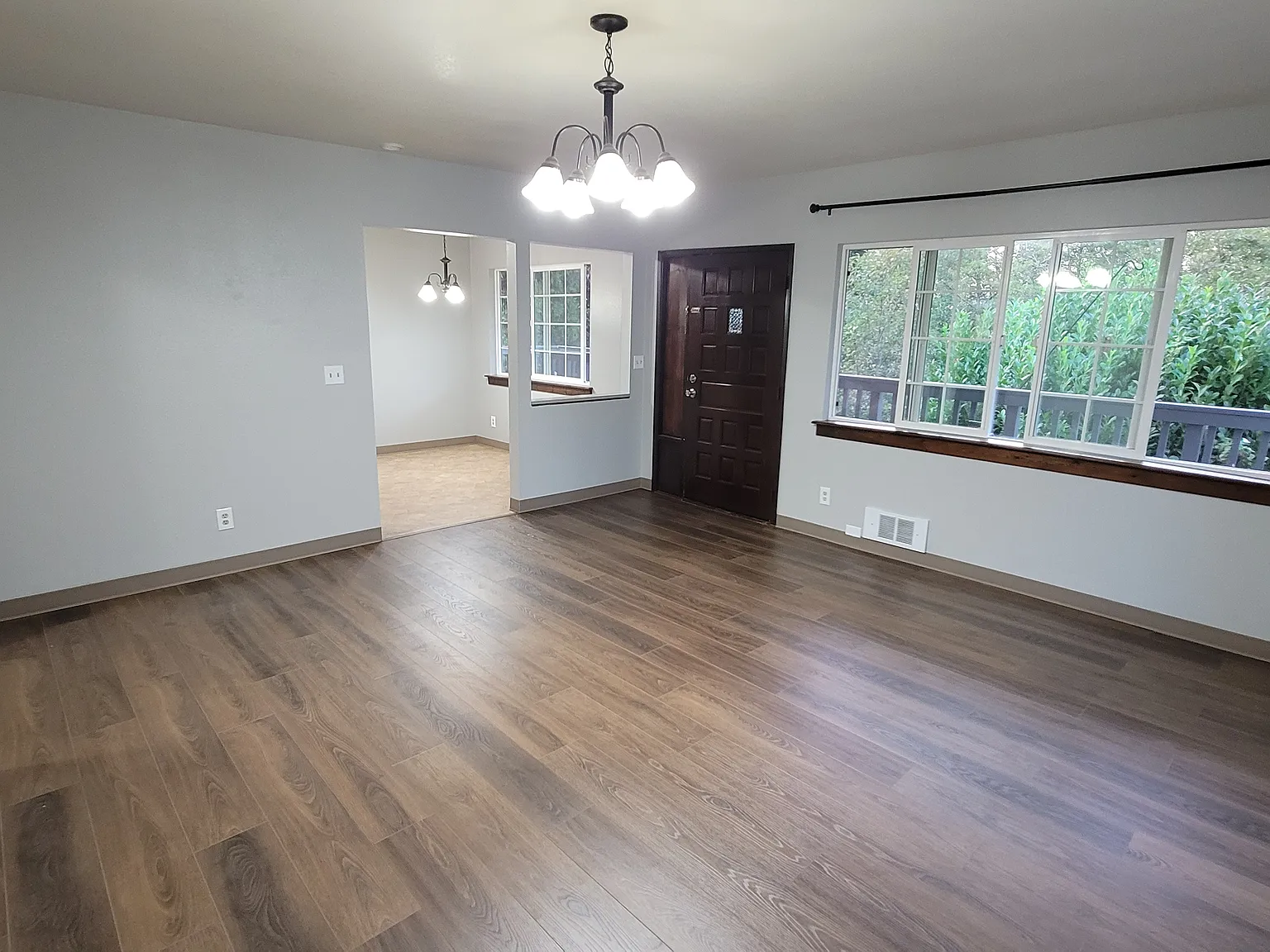 2 bed, 860 sqft, $1,500 — Photo 2