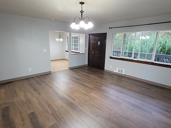 2nd image of 323 6th Ave APT 2
