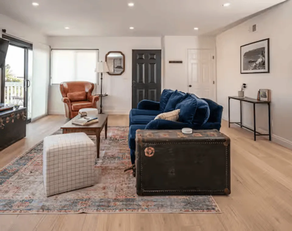 2 bed, 950 sqft, $5,000 — Photo 4