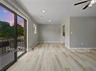 1462 Gabriel Dr #61, Norfolk, VA 23502