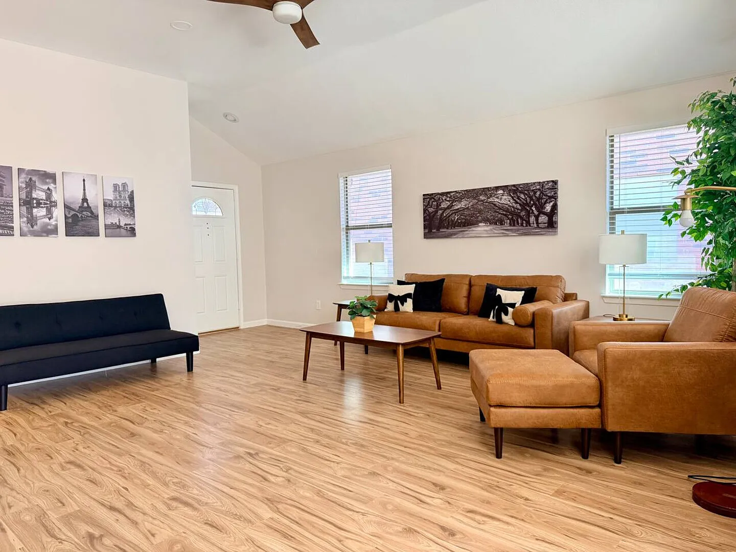 Modern 3BR Home | Quiet Location | Close to PGA — Photo 4