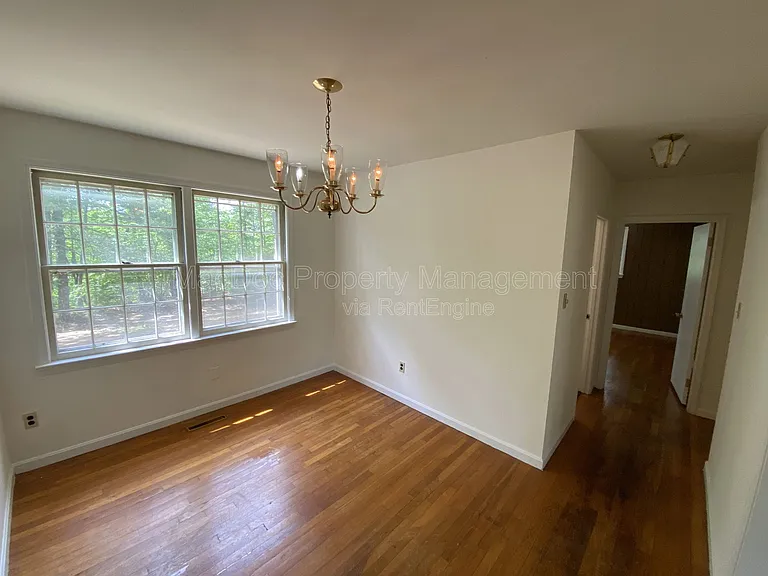 219 Bells Hill Rd — Photo 10