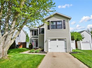 250 Fields Dr, Xenia, OH 45385