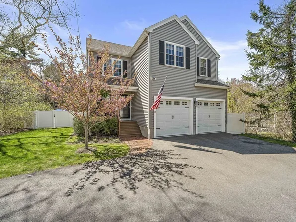 16 Acorn St, Marshfield, MA 02050