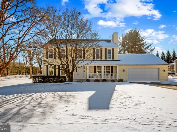 11 Dulaney Hills Ct, Cockeysville, MD 21030