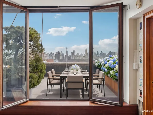 386 Columbus Avenue image 1 of 33