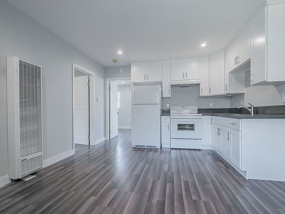 3rd image of 4148 Lockland Pl APT 2