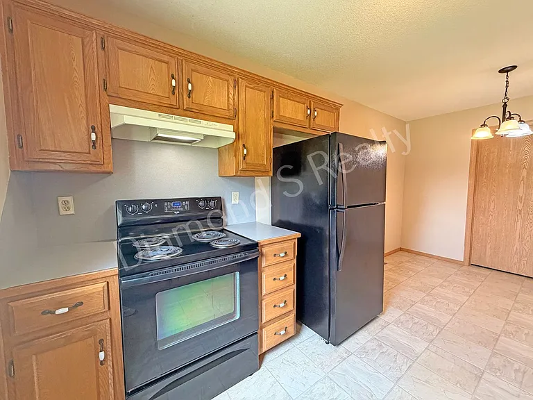 1446 / 1448 W Rainey Duplex — Photo 20