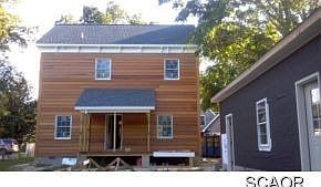 2nd image of 305 Mill St