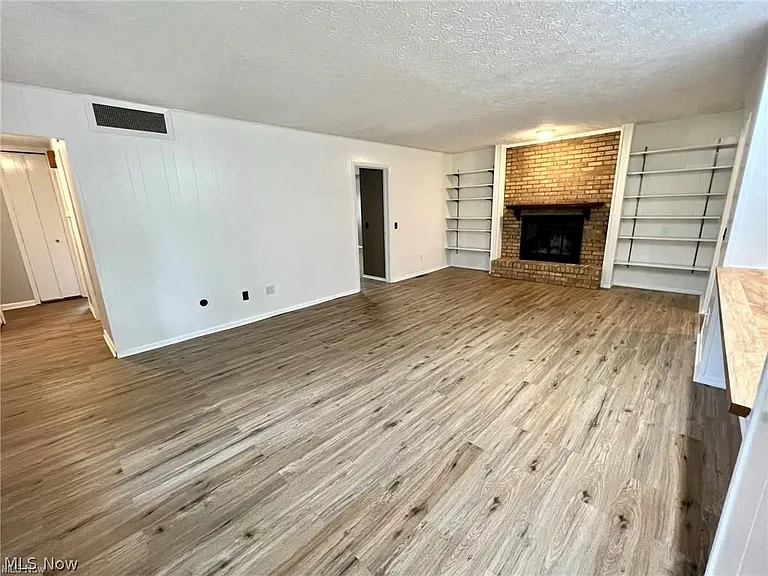 22410 Rock Creek Cir — Photo 16