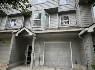 6174 SE Lake Rd, Milwaukie, OR 97222