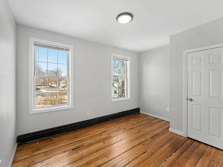 132-134 DePasquale Avenue — Photo 13