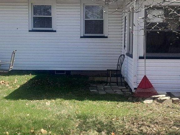 2nd image of 715 S Don Lyn Ct