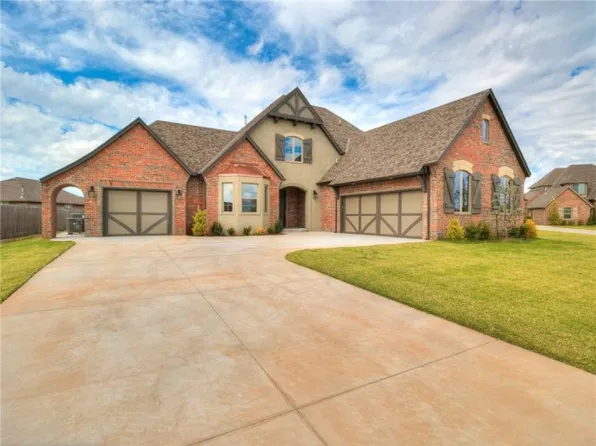 9709 SW 21st St, Oklahoma City, OK 73128