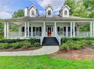5925 Shadburn Ferry Rd, Buford, GA 30518