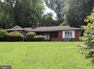 1408 Oak St, Coatesville, PA 19320