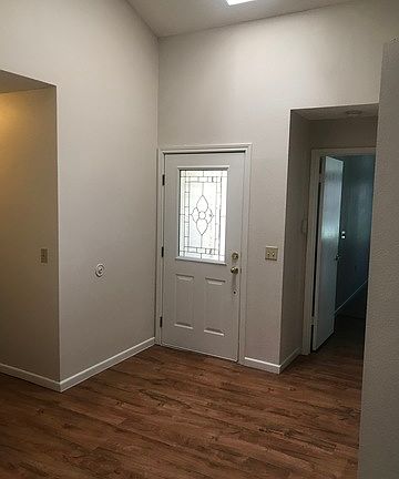 4th image of 10834 Laurel Crk