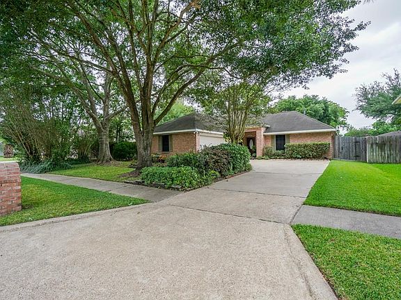 2nd image of 22626 Coriander Dr