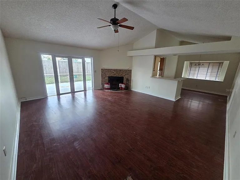 2010 Branch Tree Ln — Photo 6