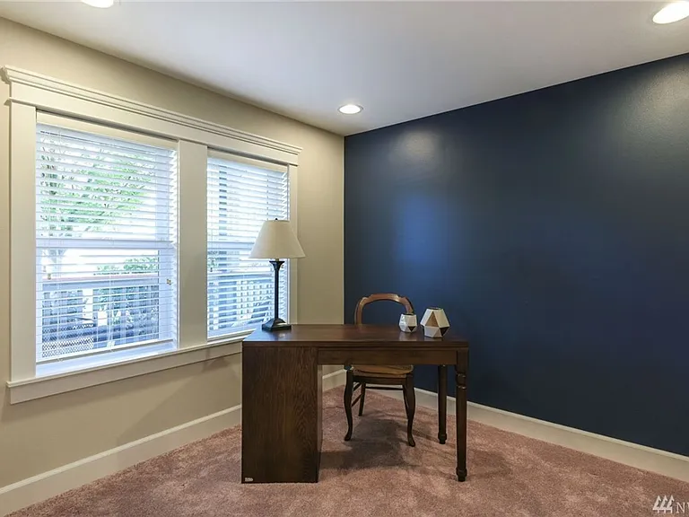 4322B Francis Ave N — Photo 15