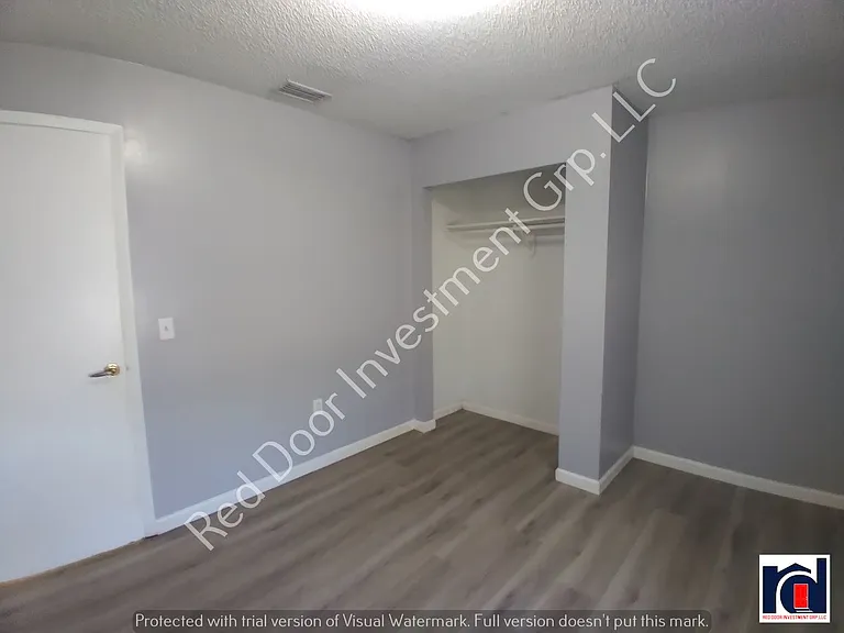 3831 NE 41st St — Photo 18