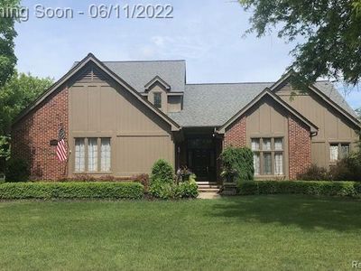 1424 Otter Dr, Rochester Hills, MI, 48306