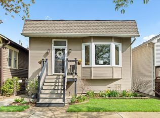 1750 W Olive Ave, Chicago, IL 60660