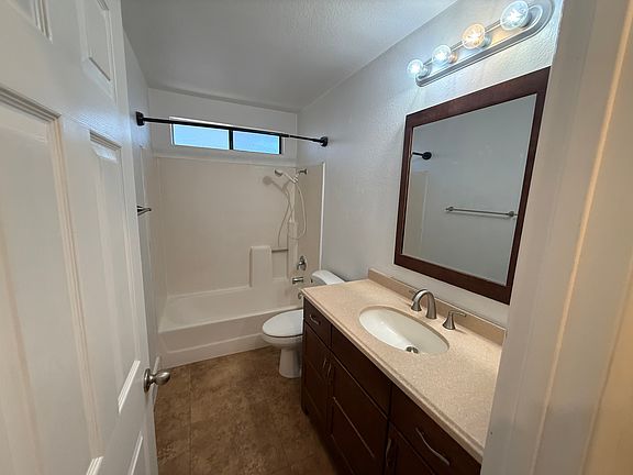 4th image of 4772 Mayflower Way