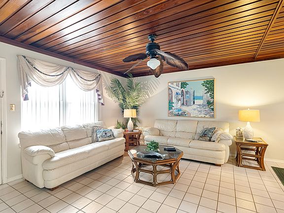 3rd image of 4100 Gulf Blvd #104