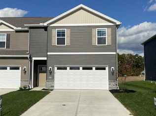 1882 Vista Lake Dr, Goshen, OH 45122