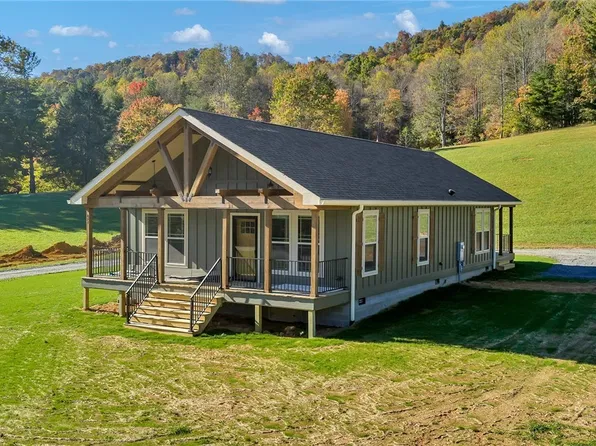 823 Flat Rock Road, Crumpler, NC 28617