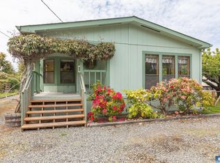 521 Wilcox Ln, Sequim, WA 98382