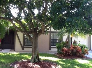 9281 Cobbler Ln, Fort Myers, FL 33919