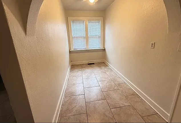 1021 Prospect Ave — Photo 12