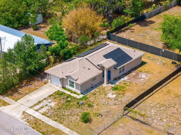 1400 Ziruth Ave, Titusville, FL 32780