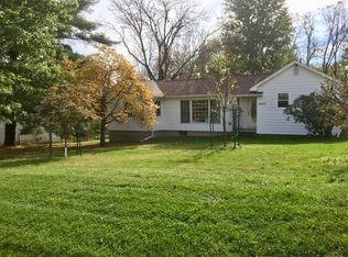 4020 Indianola Ave, Des Moines, IA 50320