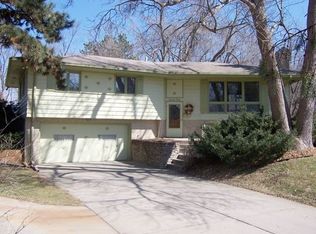 4612 Church Ln, Minnetonka, MN 55343