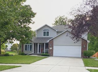 5115 Valley Forge Rd, Lincoln, NE 68521