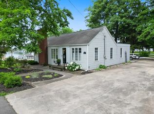 648 N Center St, North Webster, IN 46555
