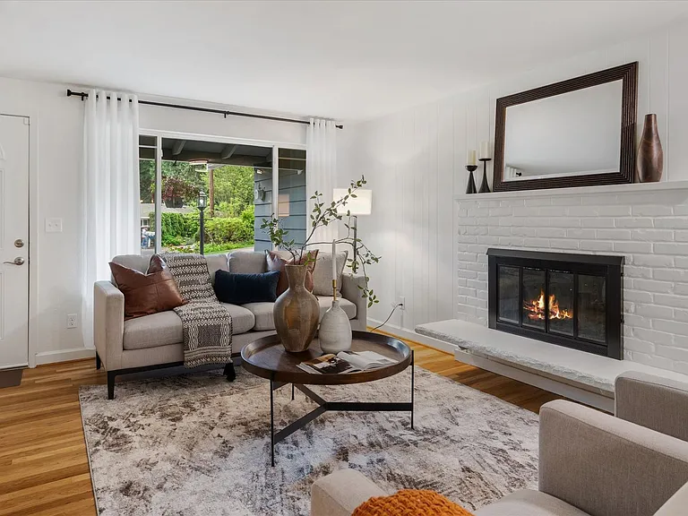 9226 NE 184th Pl — Photo 7