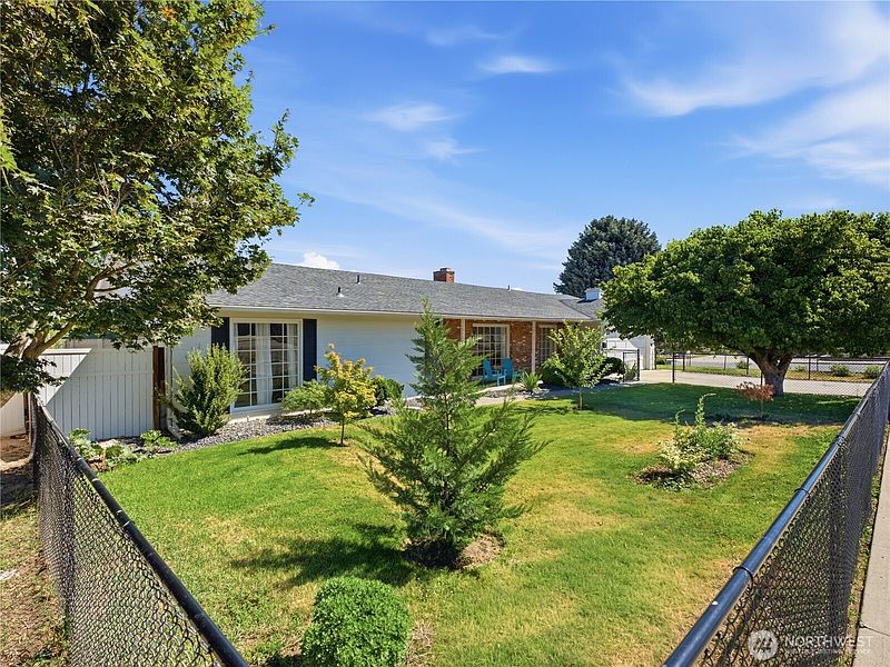 2nd image of 934 Stevens Street