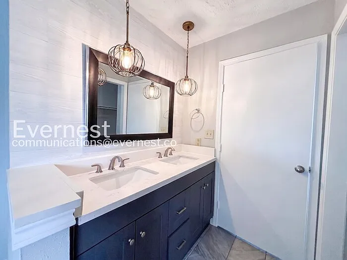 1334 Willersley Ln — Photo 15