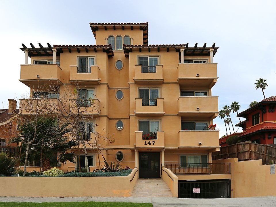 1st image of 147 N Berendo St #303